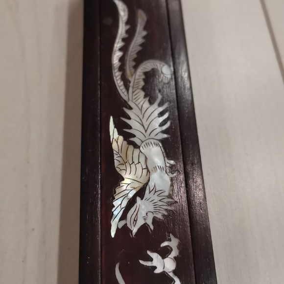 New red wood chopsticks gift set of 2 pairs - Picture 3 of 3